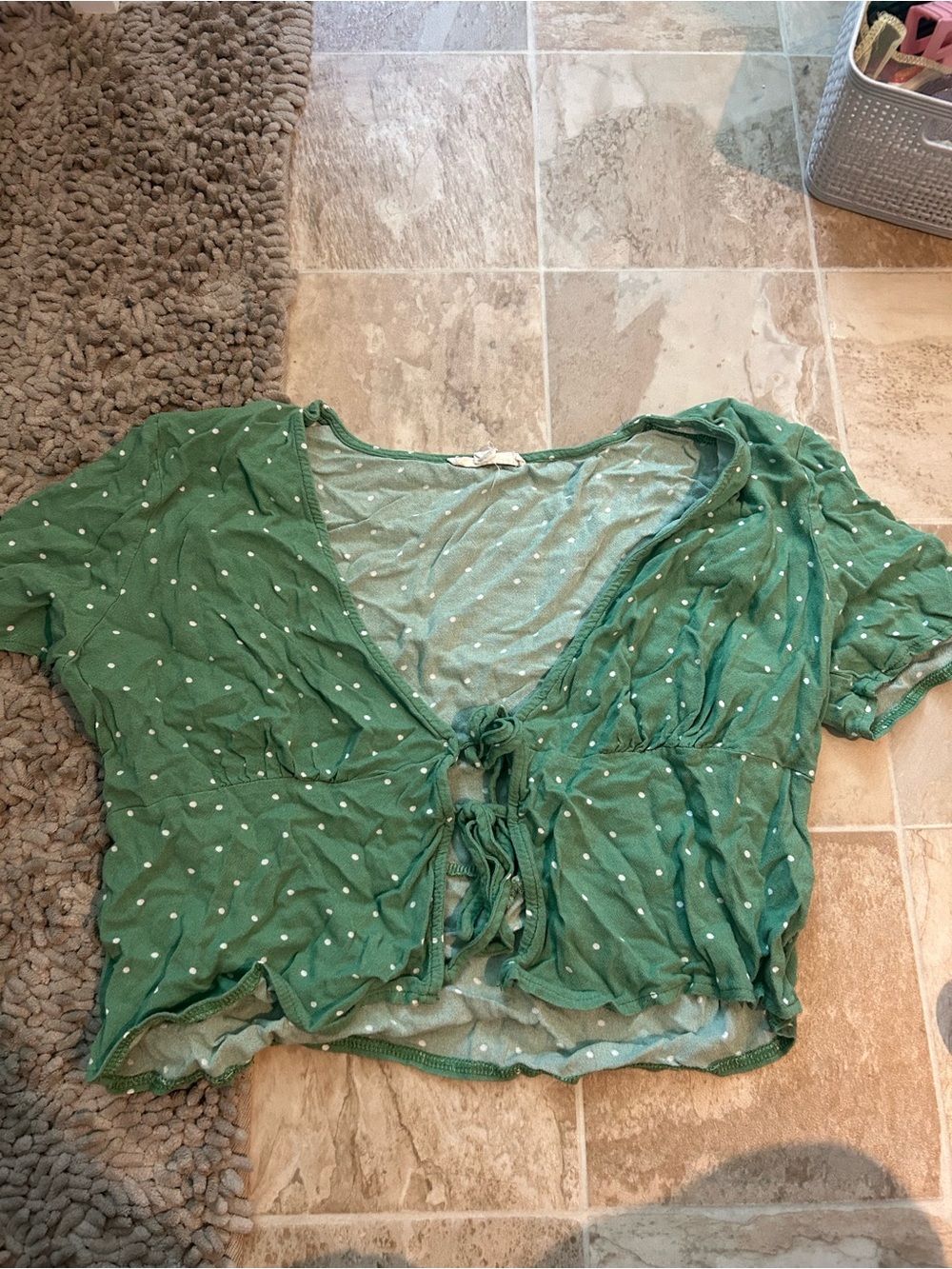 La Hearts Green Polka Dot Tie-Front Crop Top
